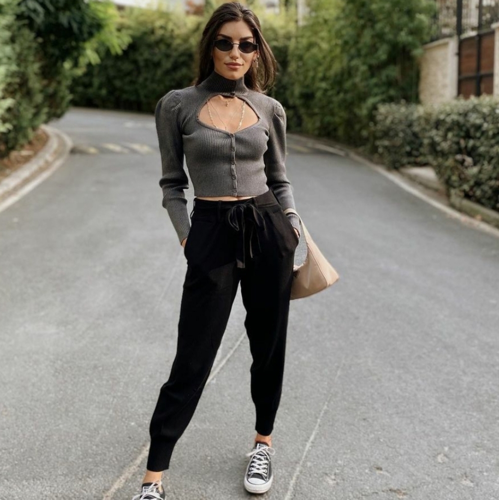 ZARA | Bloggers Fave Puff Sleeve Cut Out Sweater - Picture 8 of 16